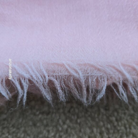 NWOT Ovcio Featherlight Cashmere Scarf - Picture 13 of 14